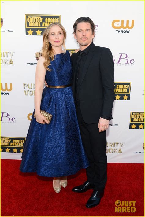Ethan Hawke And Julie Delpy Win At Critics Choice Awards 2014 Photo