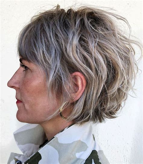 Short Shaggy Bob With Gray Highlights Gorgeous Gray Hair Short White Hair Short Grey Hair