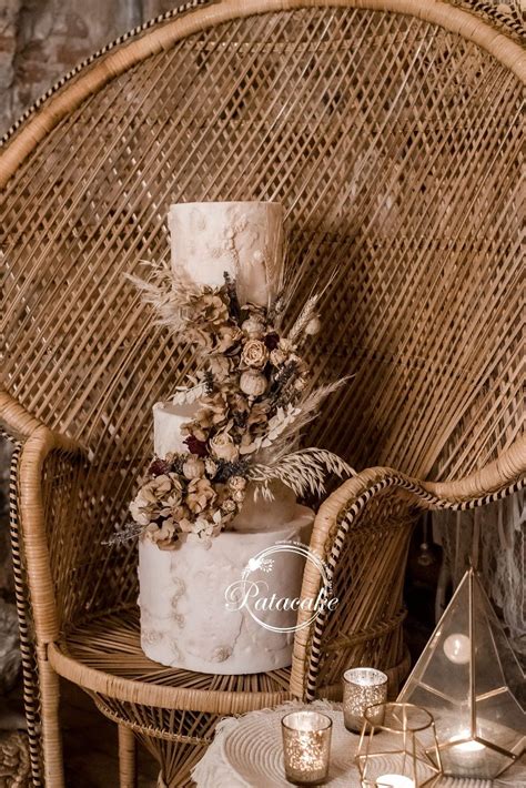 Maybe you would like to learn more about one of these? BOHO BABY in 2020 | Dried flowers, Wooden cake stands ...