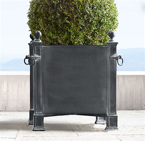 The versailles planter box was designed in 1670 by andre le notre, chief gardener for louis xvi at versailles to protect and ensure the survival of delicate and exotic fruit trees at the palace. Versailles Weathered Zinc Planters