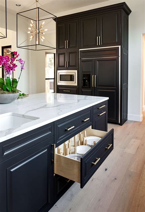 Black And White Kitchen Cabinets