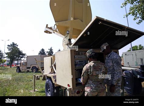 86th Expeditionary Signal Battalion Hi Res Stock Photography And Images