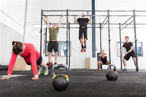 A Beginners Guide To Crossfit For Runners And The 16 Wods You Must Try