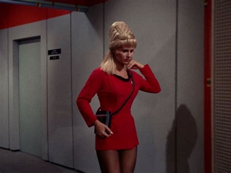 Grace Lee Whitney Yeoman Janice Rand Star Trek Actriz