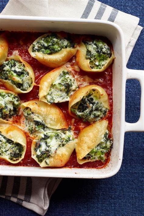 Then there are those that may find themselves eating all day on easter sunday. 40 Easy Easter Dinner Ideas - Recipes for Easter Dinner