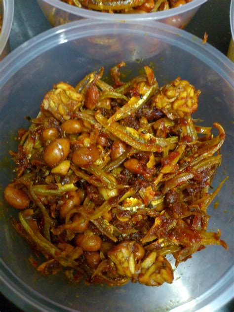 Hi semua,memandangkan tak lama lagi kita nak sambut bulan ramadhan dan semua umat islam akan menunaikan ibadat puasa, che nom nak share resepi yang sesuai. iTS d timE: RESIPI SAMBAL BILIS GARING YANG MUDAH