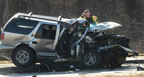 One Killed Another Injured In Crash Near Libertyville