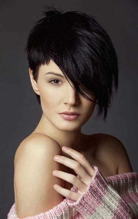 Latest Asymmetric Hairstyles For Women