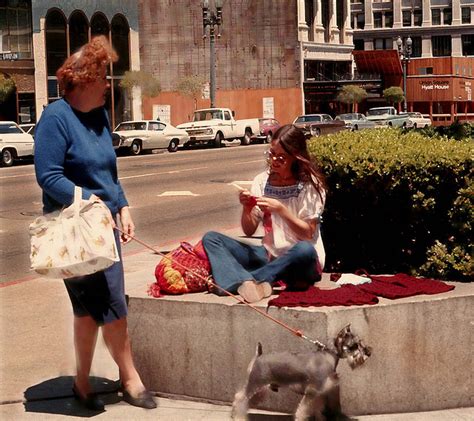 15 Extraordinary Color Photographs Capture Street Life Of The Us In