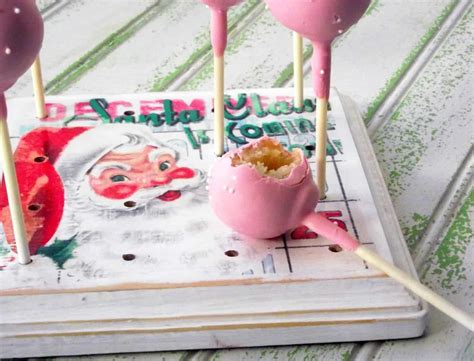 Diy cake pop stand it is pretty safe to say that the ever fun and creative cake pops are here to stay. DIY cake pop stand for the holidays - Mod Podge Rocks