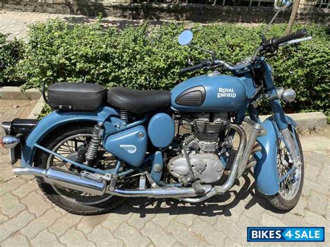 Used 2017 Model Royal Enfield Classic Squadron Blue For Sale In Thane