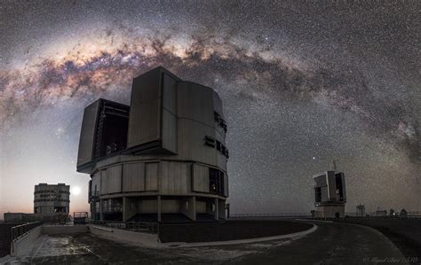 Milky Way Arc Above The Yepun And Vst Telescopes Astrophotography By