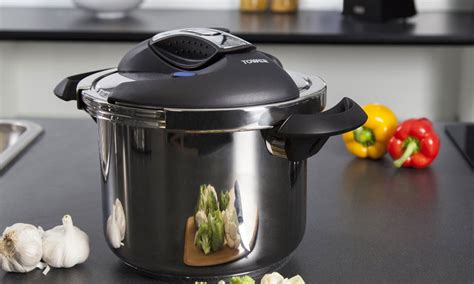 What Exactly Is A Pressure Cooker And How To Use One News Yaps