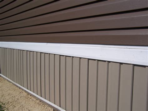 Vanguard Rail Vinyl Skirting Mobile Homes Winnipeg - Get in The Trailer