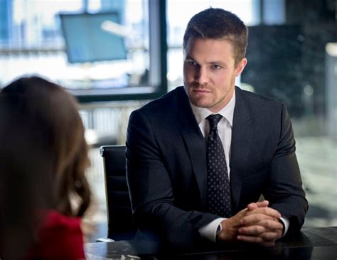 arrow season 2 premiere photos including the first look at summer glau ign