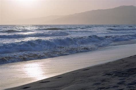 The Pacific Ocean During Sunset Stock Image Image Of Horizon Peak