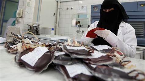 بنك الدم في اليمن يواجه خطر الإغلاق Bbc News عربي