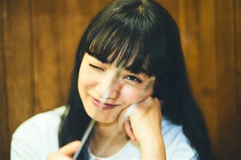 The site owner hides the web page description. YAKINIKU GIRL!! - 小松菜奈と焼肉を食べに行く。 | CULTURE | GIRL HOUYHNHNM