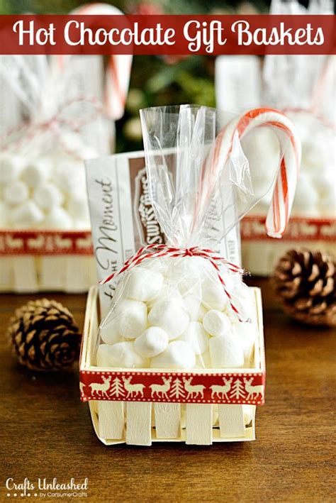 25 breathtaking t basket ideas for christmas that are sure to come out a winner cute diy