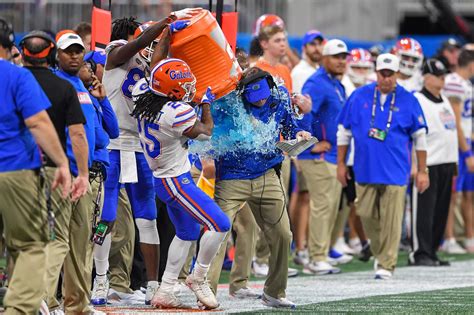 Price and other details may vary based on size and color. Florida football recruiting: Four-star 2020 CB Avery Helm ...