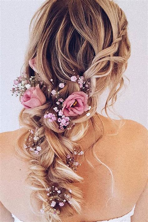 hairstyle with flower in hair what hairstyle is best for me