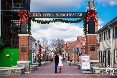 Showing 41 wedding photographers serving winchester, va. Quick Elopement Christmas-Time Wedding in Winchester, VA