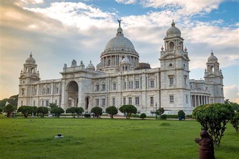 22 Unbelievable Places To Visit In Kolkata City Of Joy