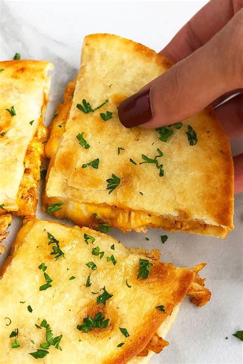 Cheesy chicken quesadilla pie the spiffy cookie. Chicken Quesadilla (One Pan) | One Pot Recipes in 2020 ...