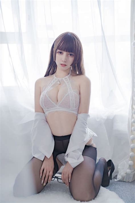 过时米线线喵 全套无水印高清书册 视频 包更新 过时米线线喵 cosplay 二次元 福利姬 寫真 妹子 御姐 过时米线线喵麻豆 夏晴子麻豆 夏晴子