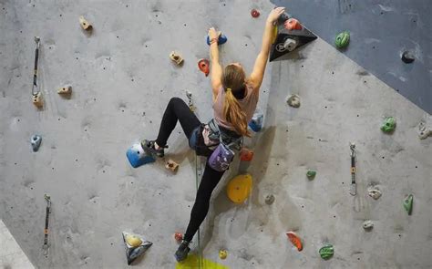 What To Wear Indoor Rock Climbing 11 Surprisingly Simple Tips Answers