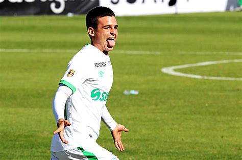 Nicolas benedetti, artiste peintre français autodidacte. Nicolás Benedetti y el gol | Capsulas de Carreño