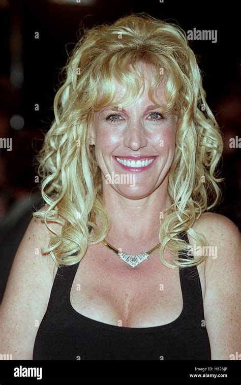 Erin Brockovich Portrait Hi Res Stock Photography And Images Alamy