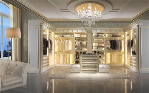 Luxury Walk In Closets To Make Your Home Stand Out