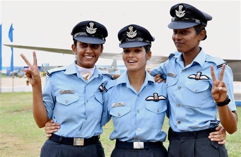 Indian Air Force Women Cadets Not Opting Fighter Pilot Posts