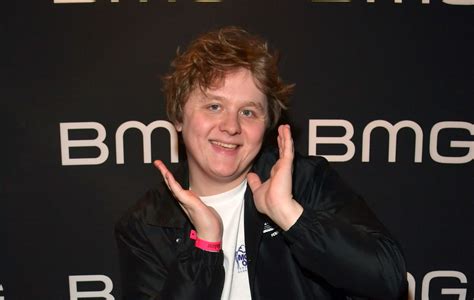 Lewis Capaldi drunkenly compares Grammy nomination to chicken parm