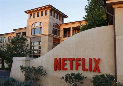 Netflix Dépensera Plus De 12 Milliards De Dollars En 2018 Cinéséries
