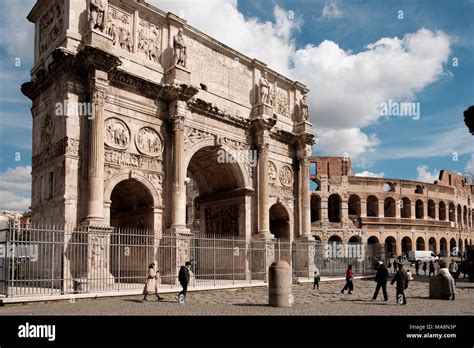 The Arch Of Constantine Arco Di Costantino And The Colosseum Rome