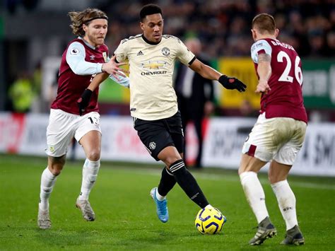 Chỉ cần vài thao tác là xong. Link xem trực tiếp Burnley vs Man Utd (Ngoại hạng Anh ...