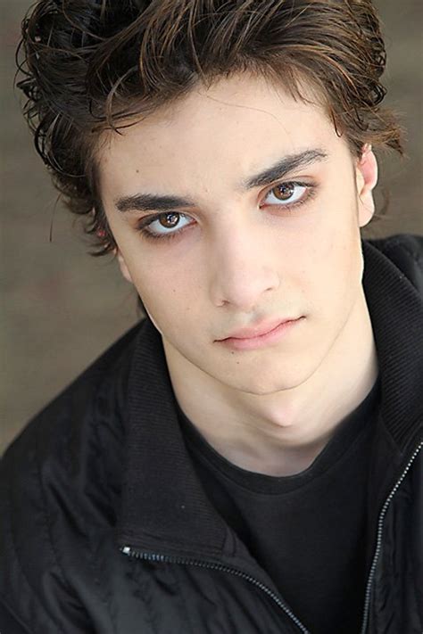 After the movie the secrets of jonathan sperry, manriquez quit his acting career. Oh, Restless Bird