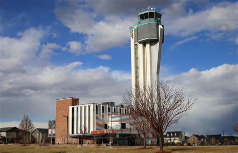 Abandoned Airports You Can No Longer Fly From