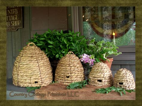 Country Cottage Primitives Straw Bee Skeps