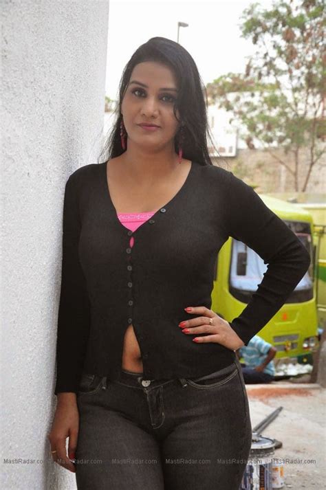 Aunty mullu bhabi romance desi girl. Hot Actress Wallpaper: Aunty Apoorva Hot navel Show in Jeans.