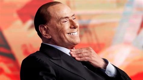 Primarily a businessman with massive holdings and influence in international media, he is regarded by many as a political dilettante who gained his high office only through use of his considerable influence on. Berlusconi se sépare de sa compagne de 34 ans pour une ...