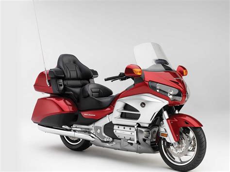 Before designing the luggage honda took out research to see just how owners were using their gold wings. Gold Wing GL1800 Audio Comfort Navigation XM ABS 2012 HONDA