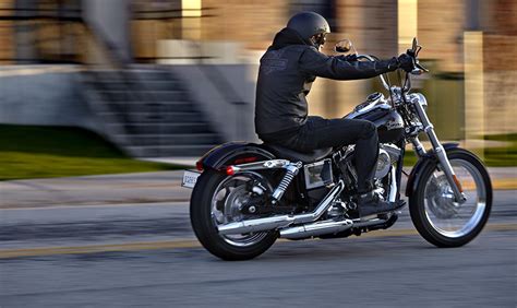 Read dyna reviews by experts, explore september promo & loan simulation and compare specifications, mileage, performance, safety features with other variants for best bike specs. HARLEY DAVIDSON Street Bob specs - 2013, 2014 - autoevolution