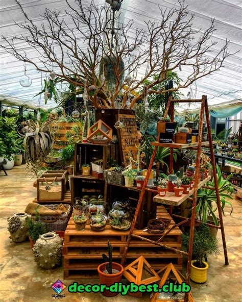 Pin By Mad Potter On Jardín Garden Center Displays Flower Shop