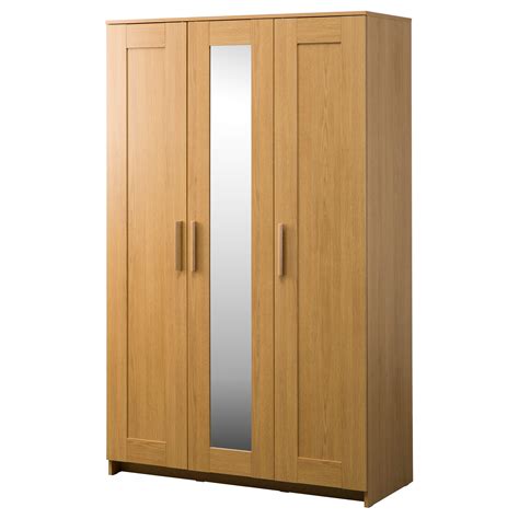 It will be in 3parts. BRIMNES Wardrobe with 3 doors - oak effect - IKEA