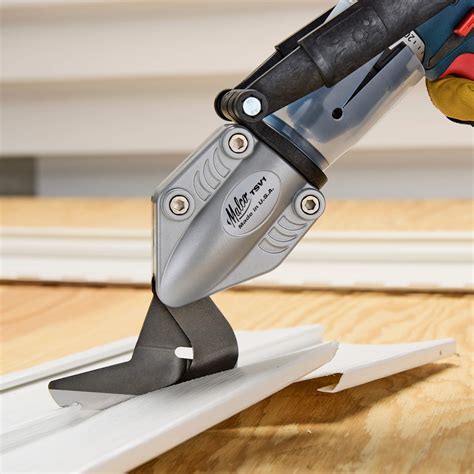 5 Must Have Tools For Vinyl Siding Malco Tools