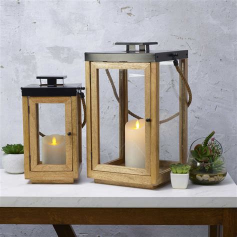 Mikasa Mango Wood Lantern Set 2 Piece