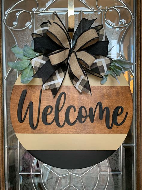 Welcome Door Hanger Welcome Wreath Raised Letter Welcome Etsy In 2021